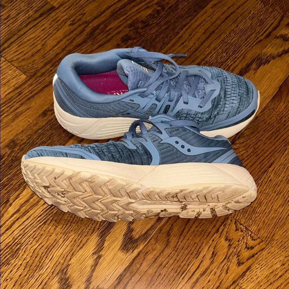 Saucony Women's Sky Blue Running Sneakers Women’s Size 8 Running Sneakers Shoes